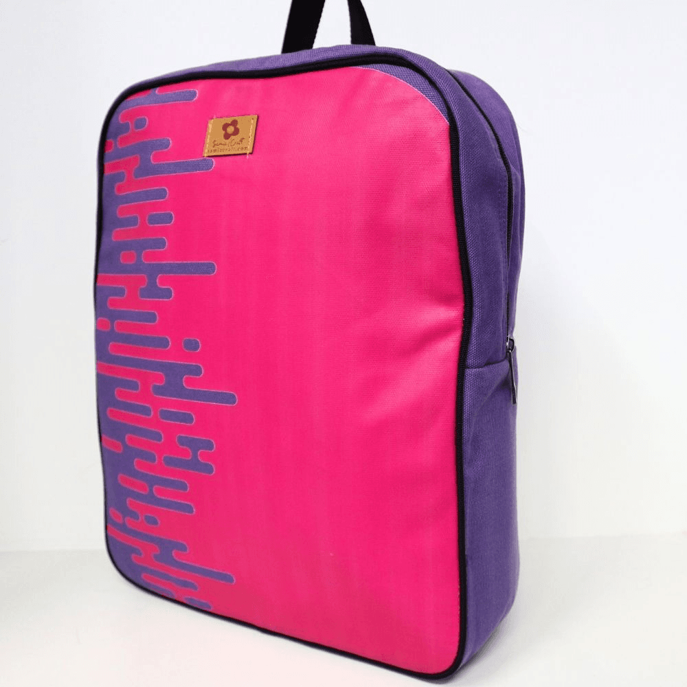 Durable Canvas Backpack with Laptop Compartment – Stylish, Functional, Ready for Anything