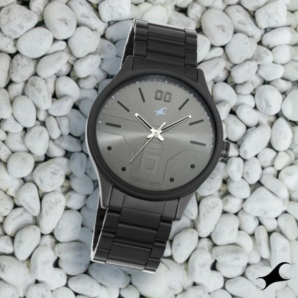 Fastrack Bare Basics Quartz Analog Golden Dial Stainless Steel Strap Watch for Guys