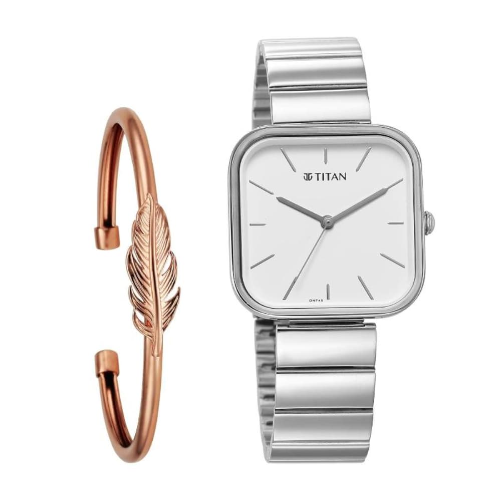 Titan Purple Stackables Women's Watch Analog White Dial With Silver Stainless Steel Band - 2715SM01